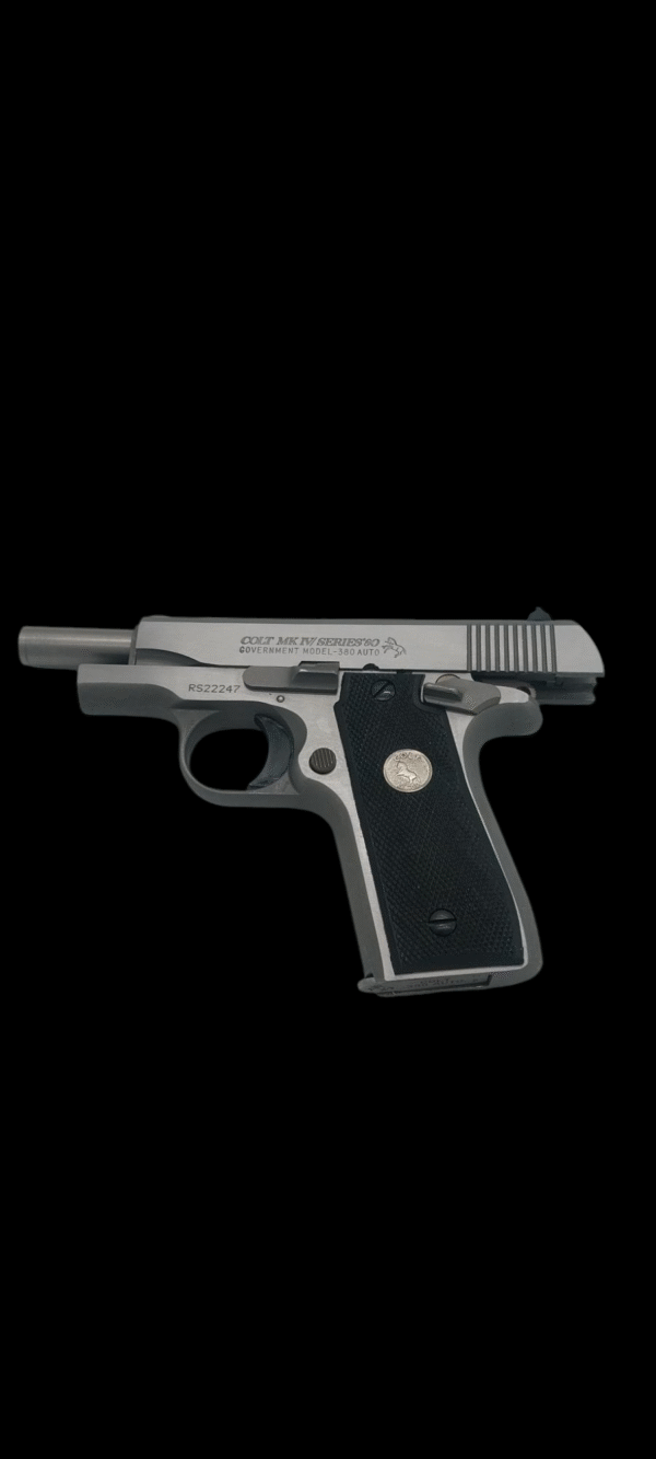 Colt 1911 government kaliber 380 auto - obrazek 2